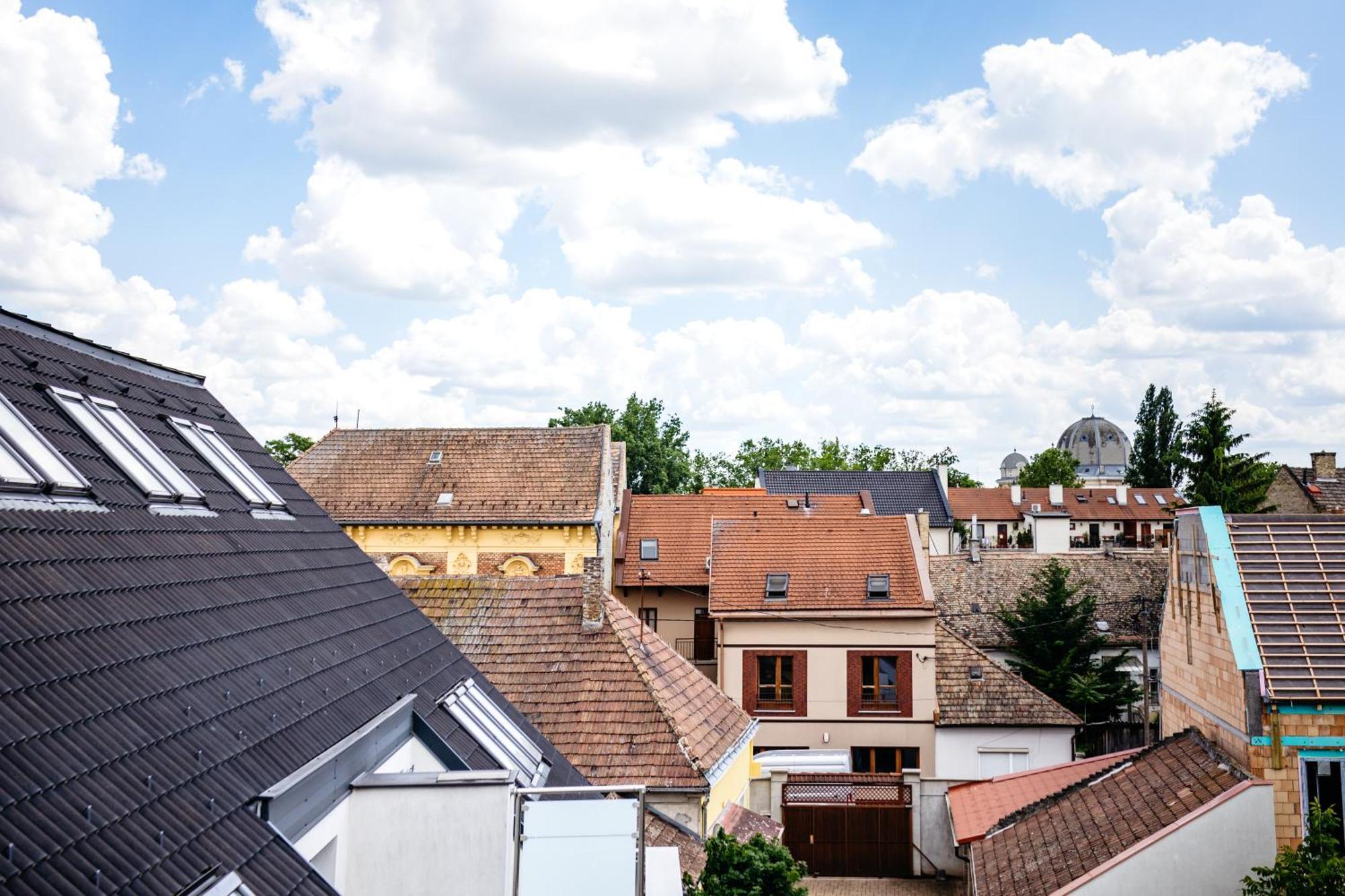 Apartamento Nook With A View - Quelle Győr Exterior foto